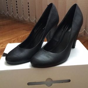 Call it Spring Kerry Heels